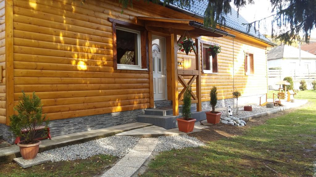 Liptovska Chata Pri Potoku Liptovský Mikuláš المظهر الخارجي الصورة